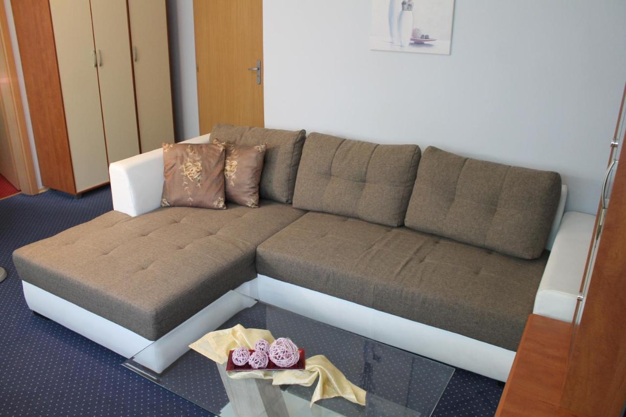 Guest house Hellene Piest'any