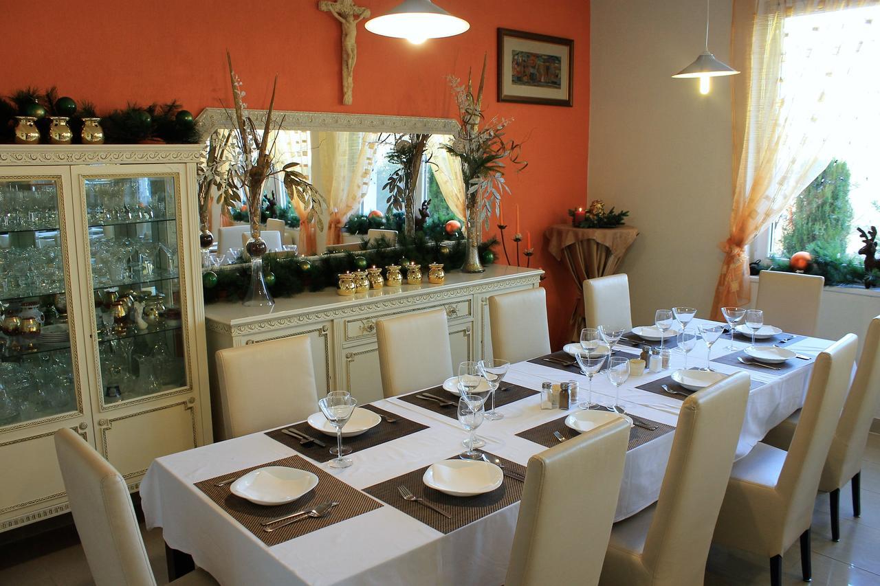 Hellene Guest house